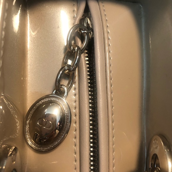 Lady Dior Large handbag - Picture 3 of 10